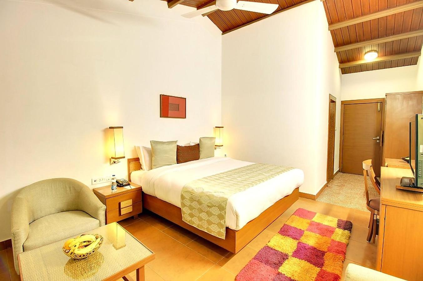 Holiday Resort & Spa A Unit Of S Poddar Group Gāndhīdhām 外观 照片