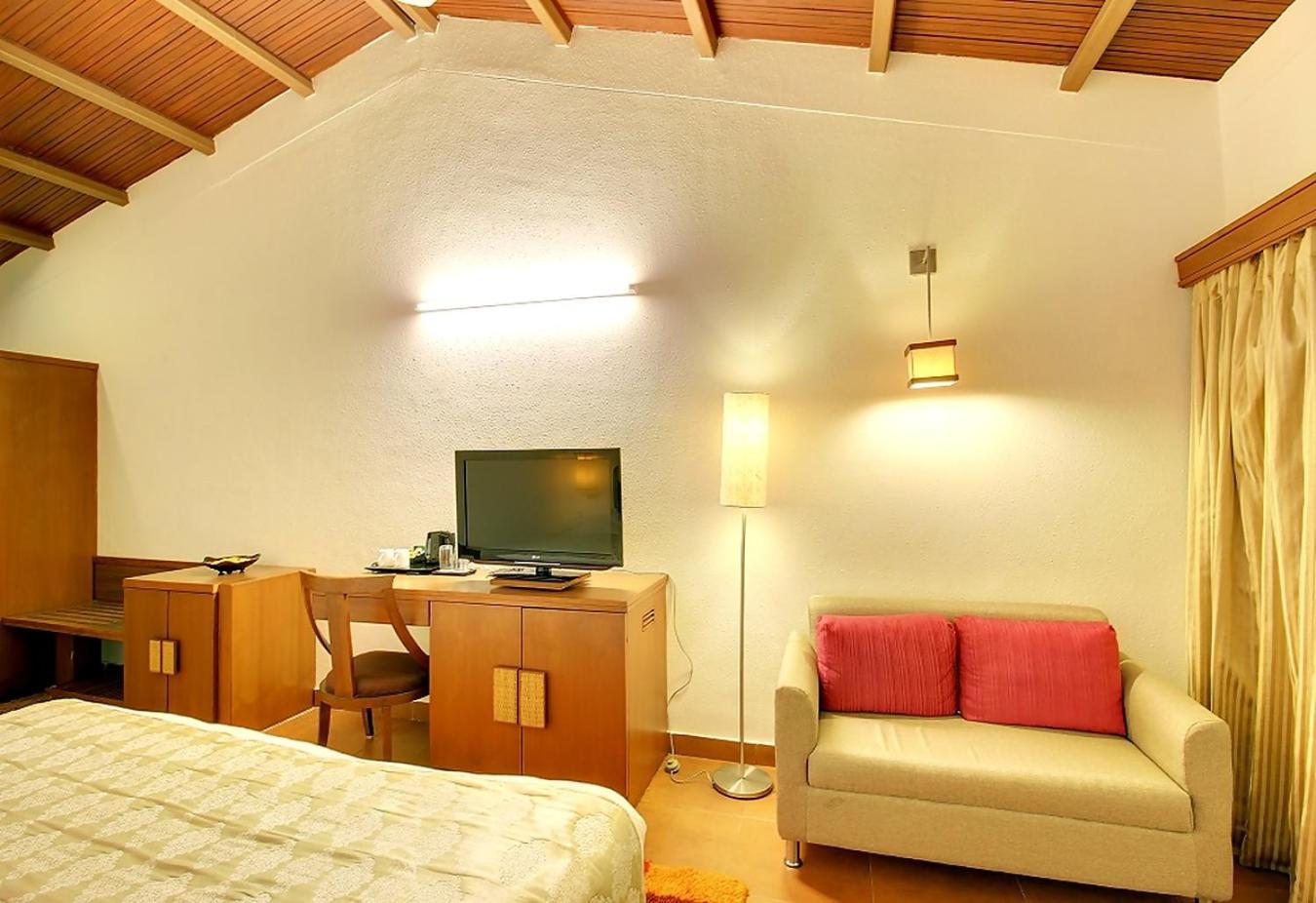 Holiday Resort & Spa A Unit Of S Poddar Group Gāndhīdhām 外观 照片